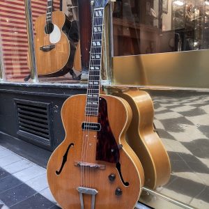 GIBSON L-4 1949