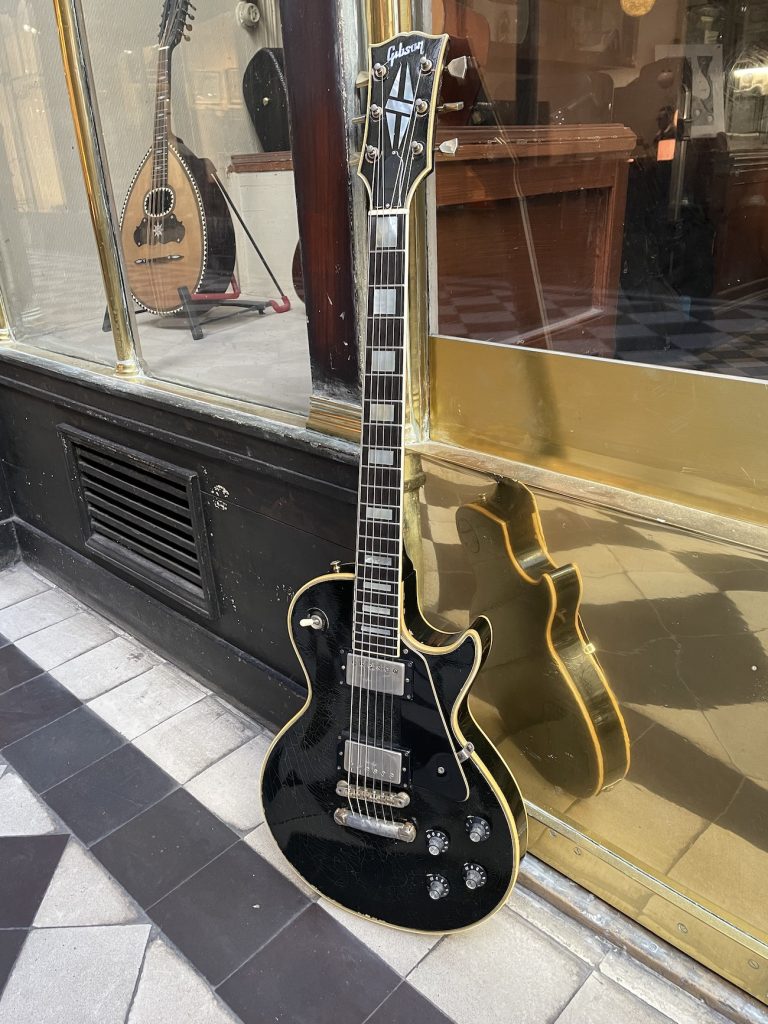 casanova,lutherie,guitare,expert,restauration,fabrication,guitares