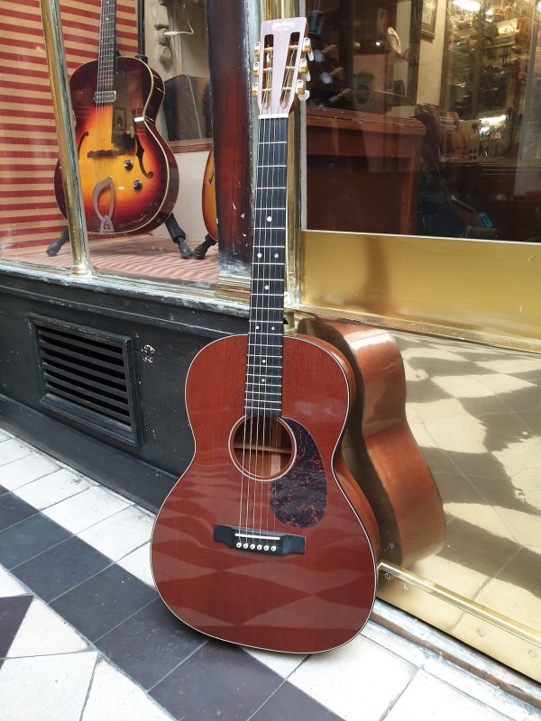 MARTIN 000-17S 2000