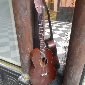 MARTIN UKULELE B51 c.1960