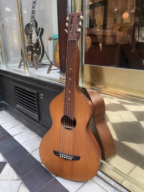 hilo style 640 hawaiian guitar c.1920