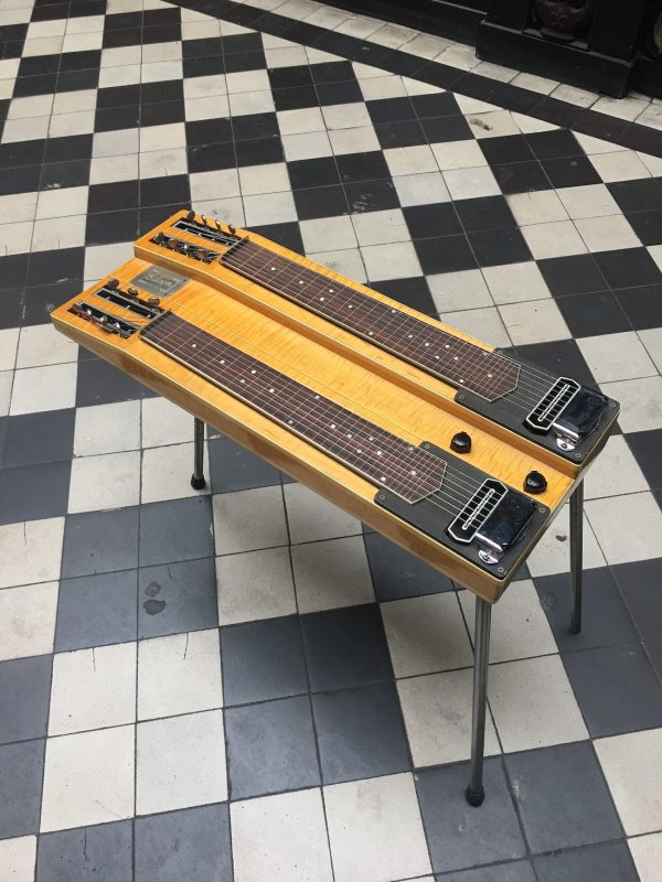 GIBSON LAPSTEEL CONSOLE GRANDE 1940