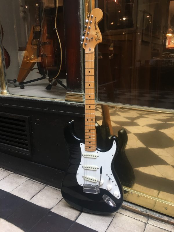 FENDER STRATOCASTER 1979