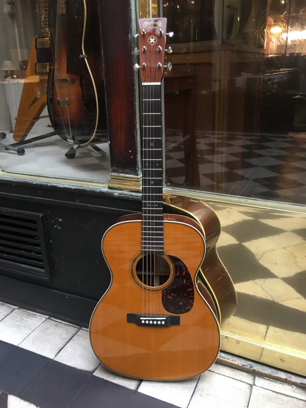 MARTIN 000-28 EC CROSSROADS