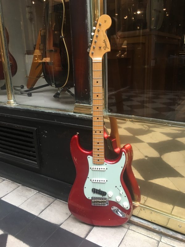 FENDER 66 STRATOCASTER RELIC GALUSZKA