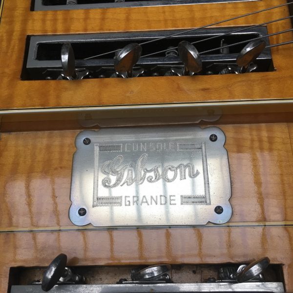 GIBSON LAPSTEEL CONSOLE GRANDE 1940 – Image 4