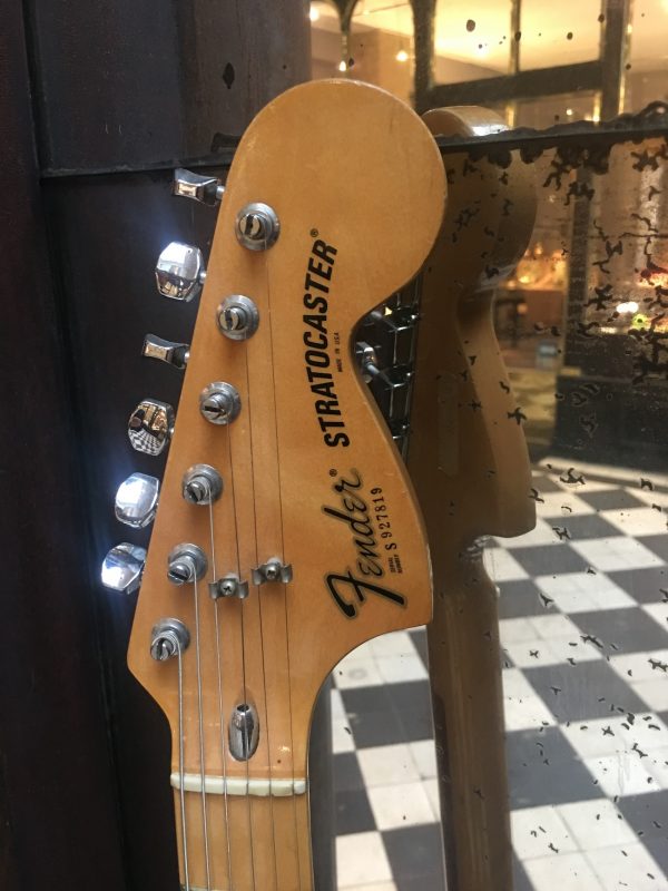 FENDER STRATOCASTER 1979 – Image 3