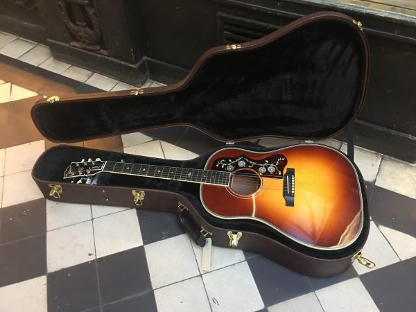 GIBSON J-45 CUSTOM – Image 5