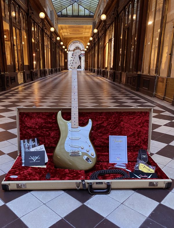 FENDER CLAPTON STRATOCASTER MASTERBUILT PAUL WALLER