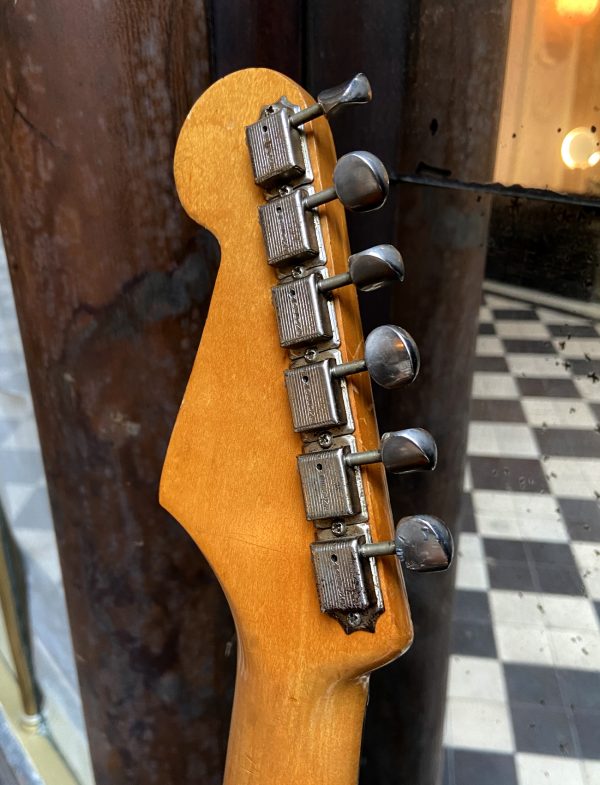 FENDER STRATOCASTER 1964 – ALL ORIGINAL – Image 4