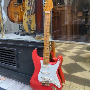 FENDER STRATOCASTER 57 CS FIESTA RED