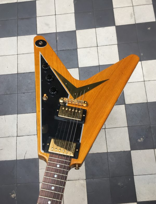 GIBSON FLYING V KORINA 50TH – Image 4