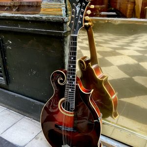 GIBSON MANDOLINE STYLE F-4 1924