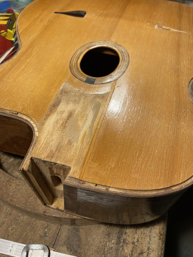 restauration,guitare,jazz,manouche,selmer,petite bouche