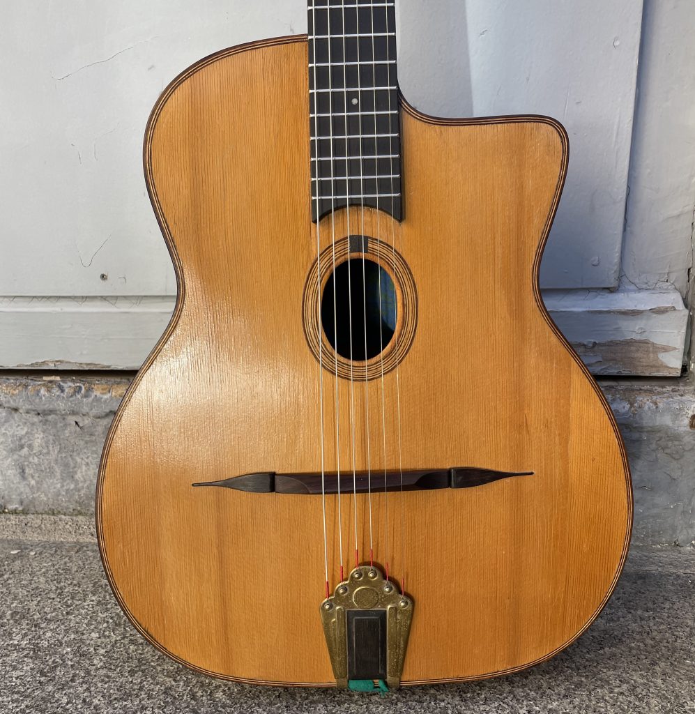 restauration,guitare,jazz,manouche,selmer,petite bouche