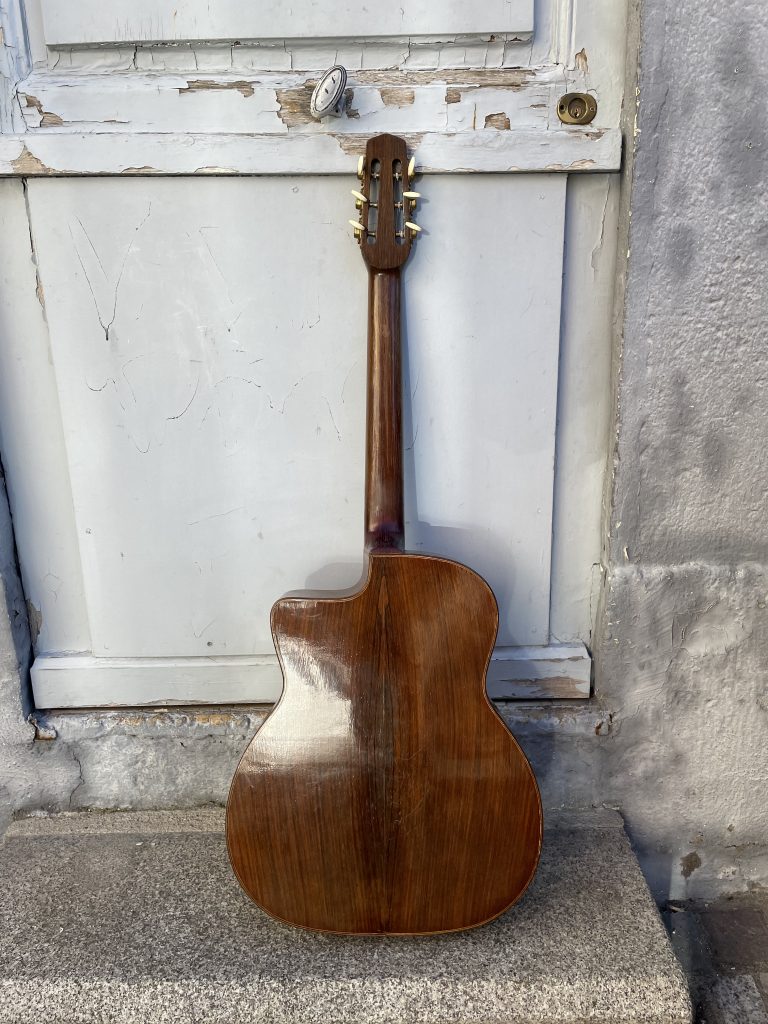 restauration,guitare,jazz,manouche,selmer,petite bouche