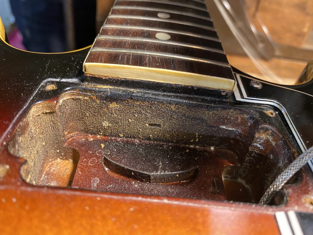 restauration,guitare,vintage,gibson,es-335