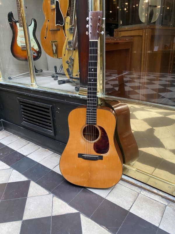 PRE-WAR GUITAR COMPANY D MODEL