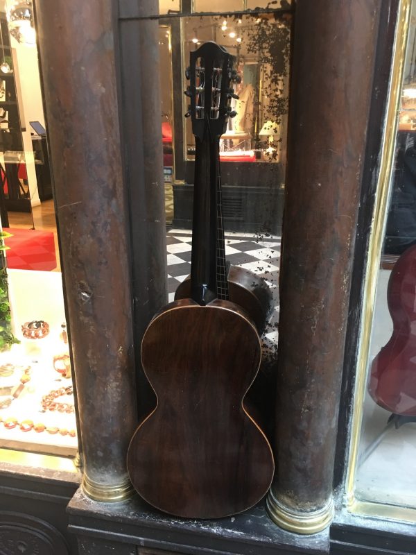 GUITARE ROMANTIQUE JERÔME THIBOUVILLE LAMY (JTL) c. 1880 – Image 2
