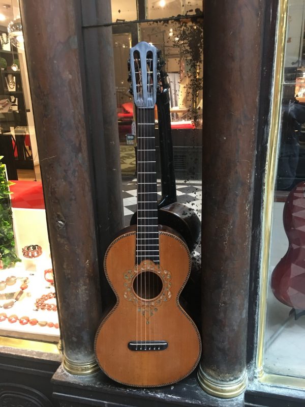 GUITARE ROMANTIQUE JERÔME THIBOUVILLE LAMY (JTL) c. 1880
