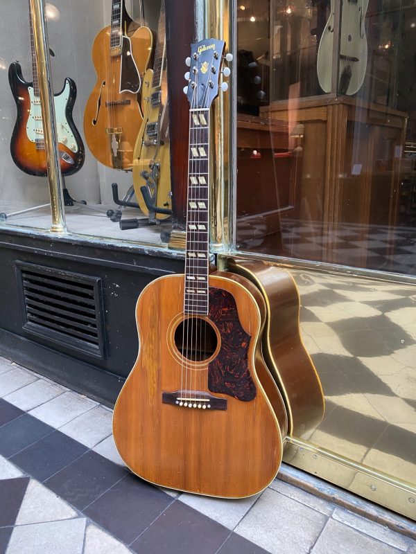 GIBSON SOUTHERN JUMBO COUNTRY WESTERN