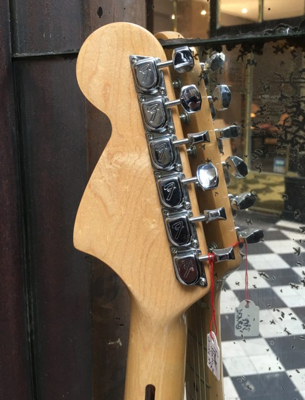 FENDER STRATOCASTER CANDY APPLE RED – Image 4