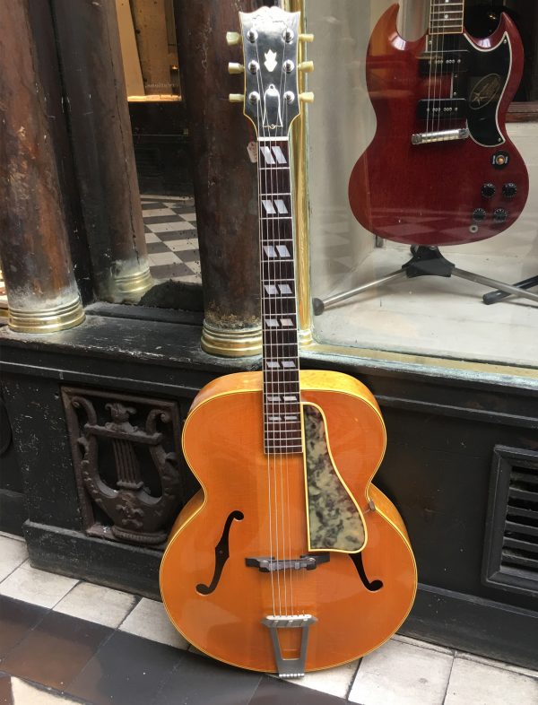 GIBSON L-7 1942