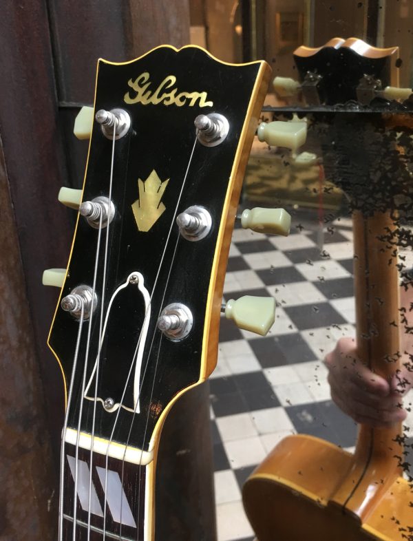 GIBSON L-7 1942 - Image 2