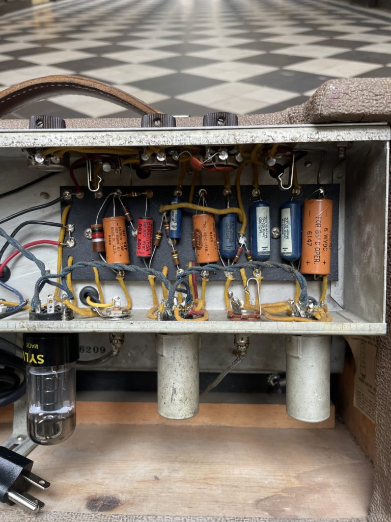 FENDER REVERB UNIT 6G15 1962 - Galerie Casanova