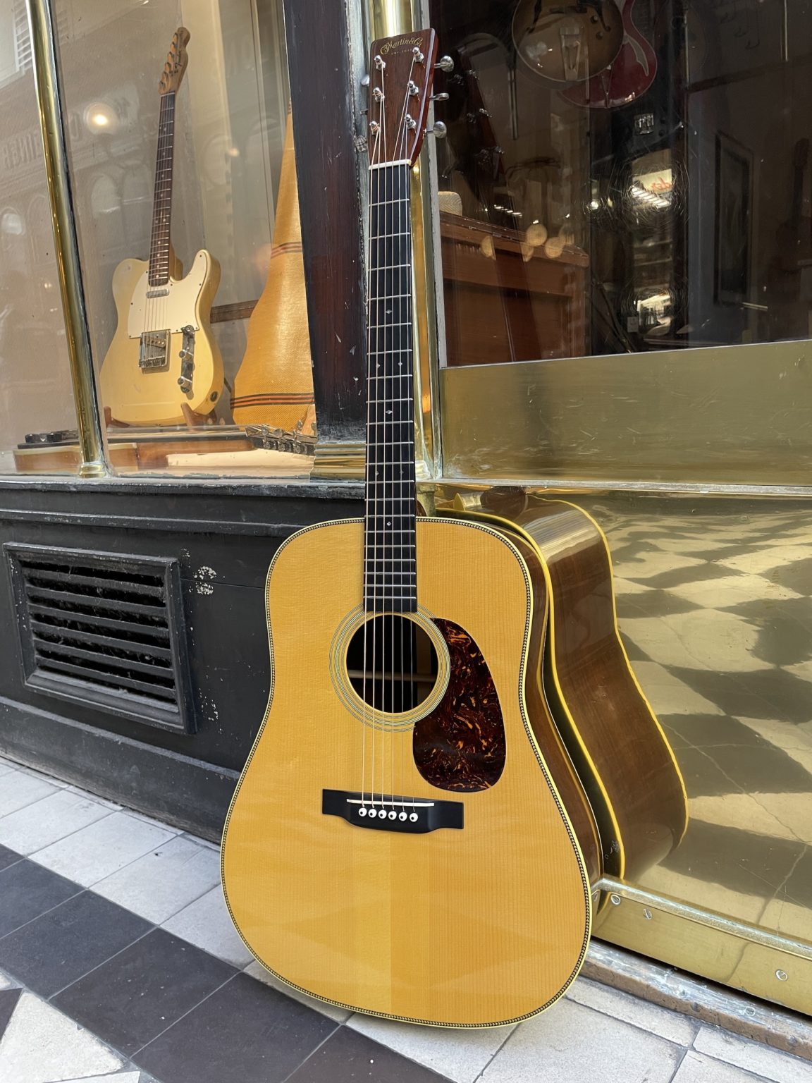 martin d 28 authentic ’41 2012