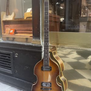 hÖfner super 3 solid c.1964 (copie)