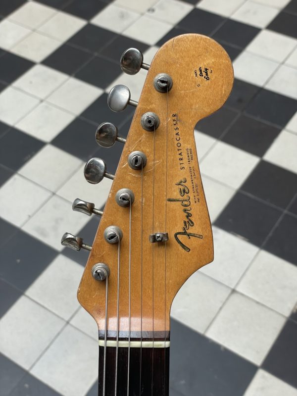 1964 FENDER STRATOCASTER - Image 3