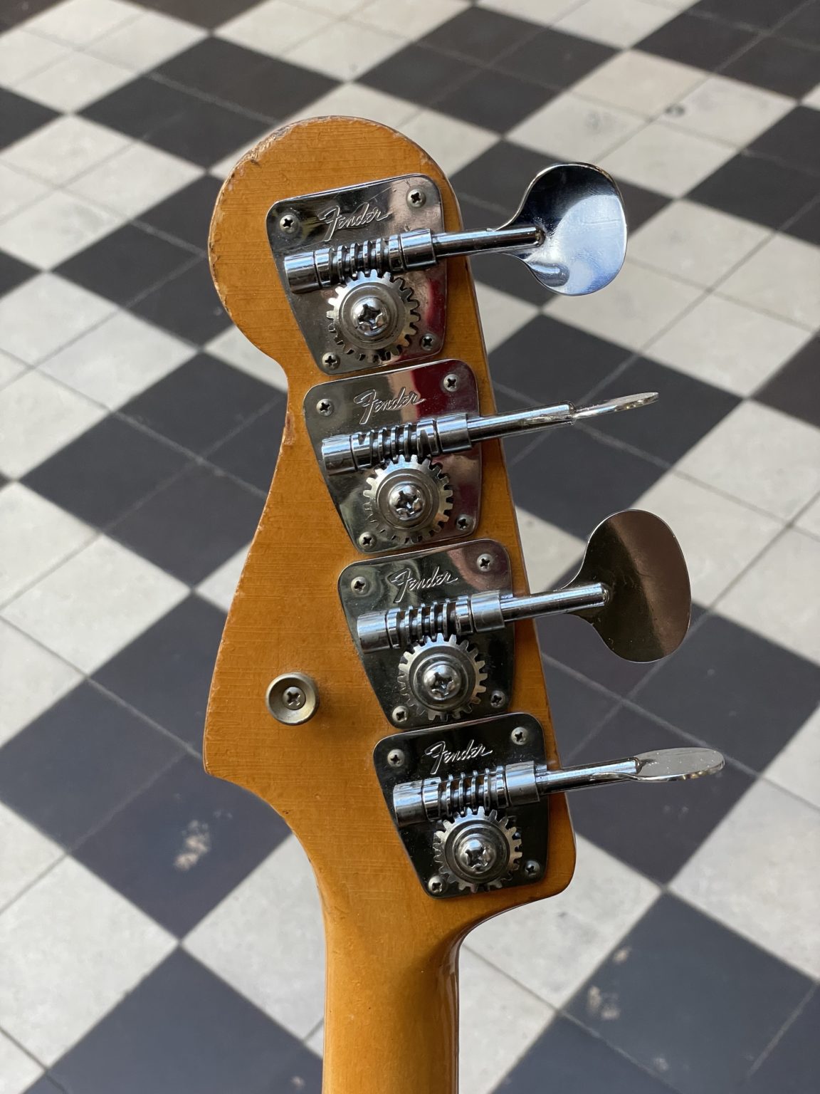 fender jazz bass 1967