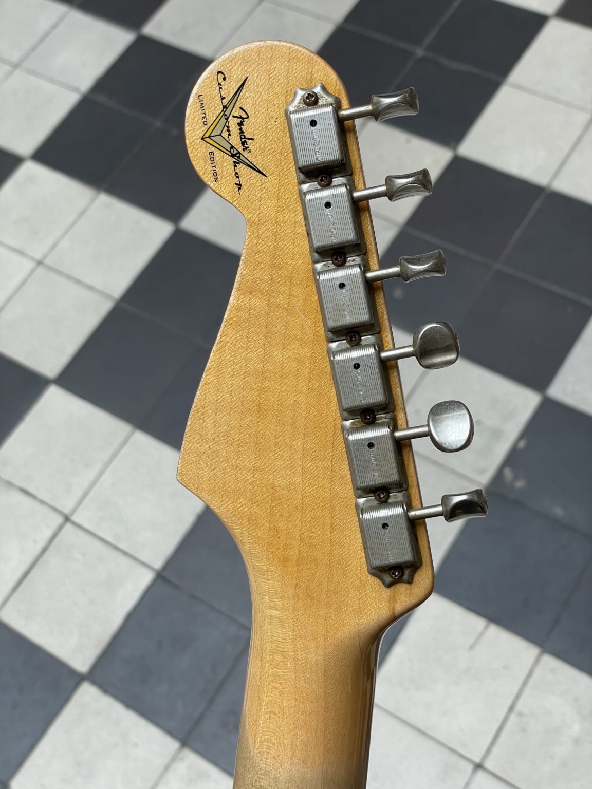 fender custom shop stratocaster 2012