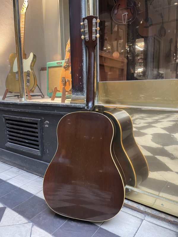 1967 GIBSON J-45 ADJ. - Image 2