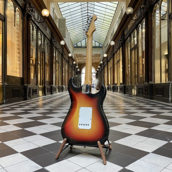 fender stratocaster lefty 1965