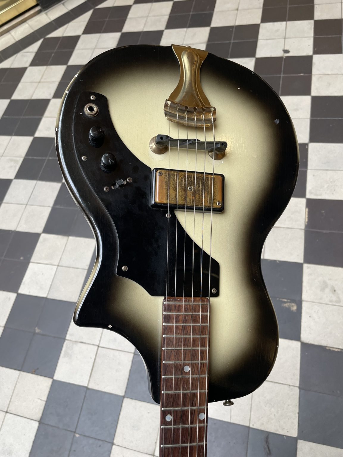 supro super single model 1507 1958