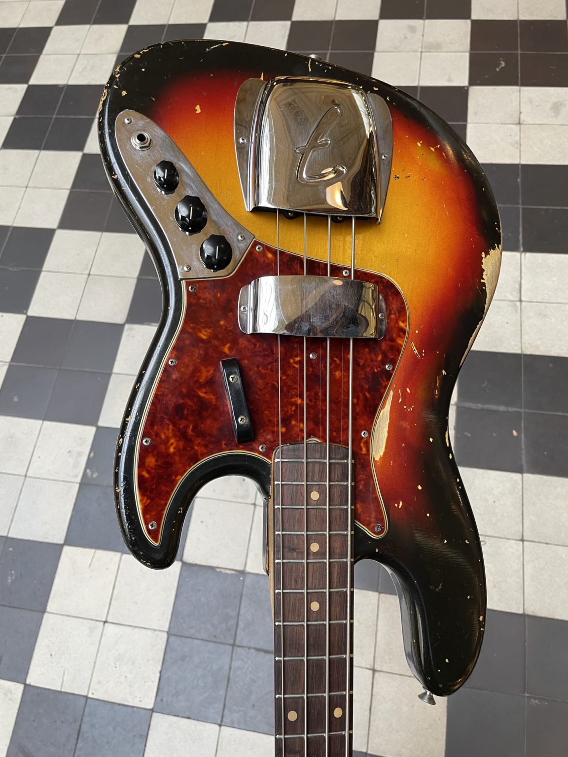 fender jazz bass 1963