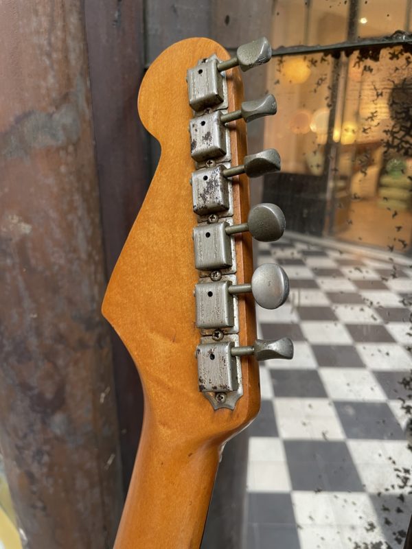 fender stratocaster 1965