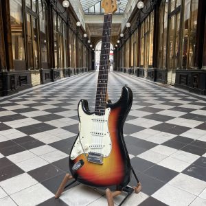 fender stratocaster lefty 1965