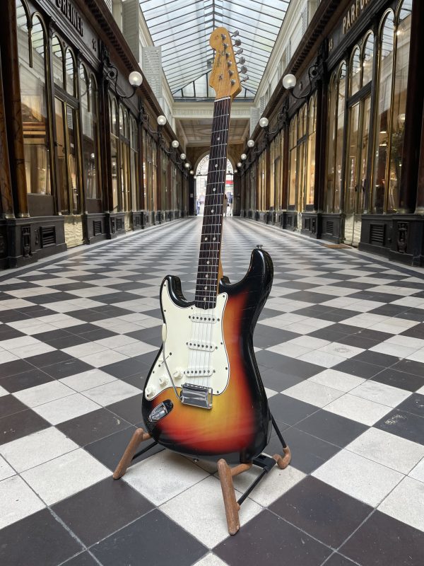 fender stratocaster lefty 1965