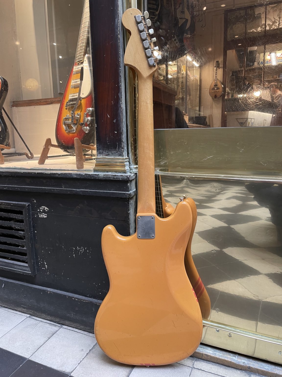 fender competition mustang 1969