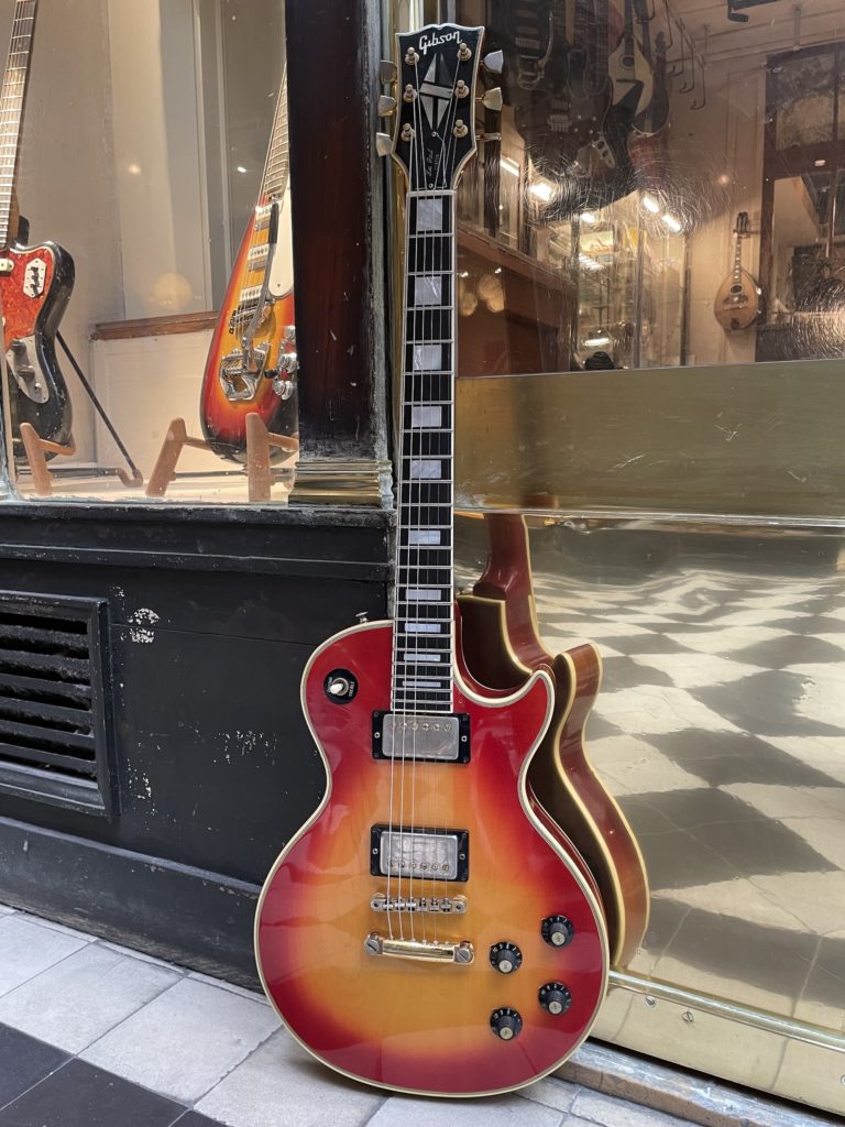 casanova,lutherie,guitare,expert,restauration,fabrication,guitares
