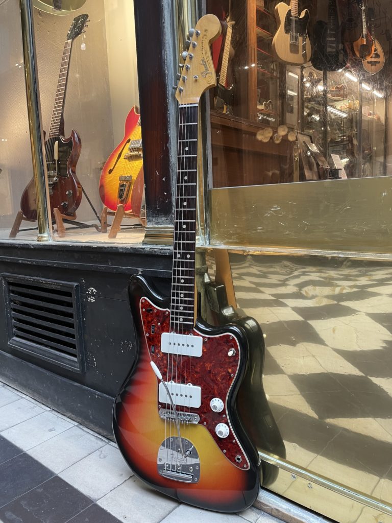 1965 FENDER JAZZMASTER - Galerie Casanova