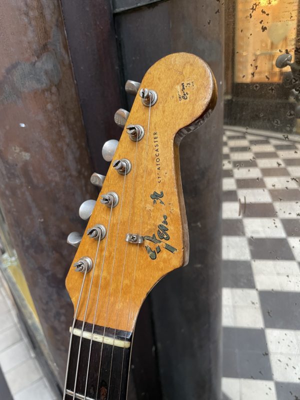 fender stratocaster fiesta red 1964