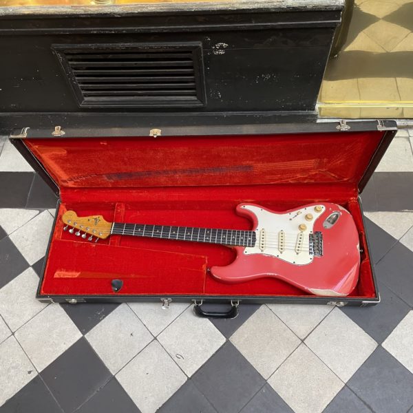 fender stratocaster fiesta red 1964