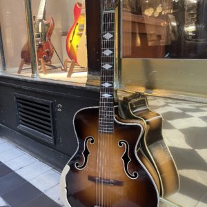 di mauro super chorus deluxe c.1950