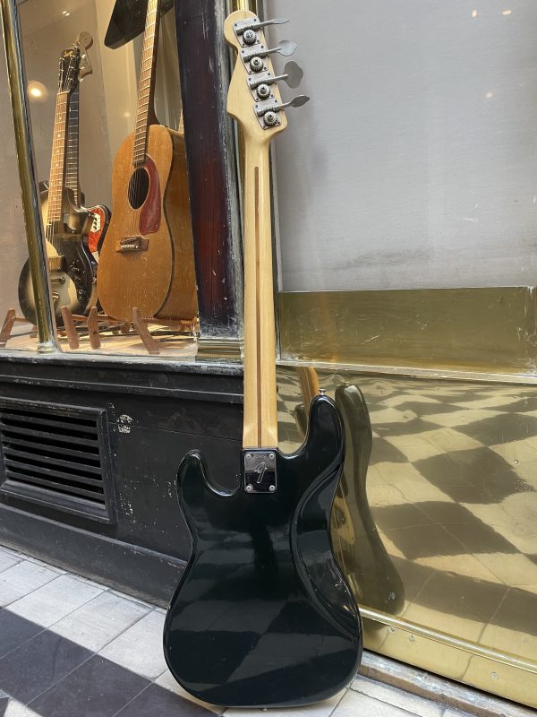 fender precision bass 1974