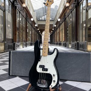 1974 FENDER PRECISION BASS