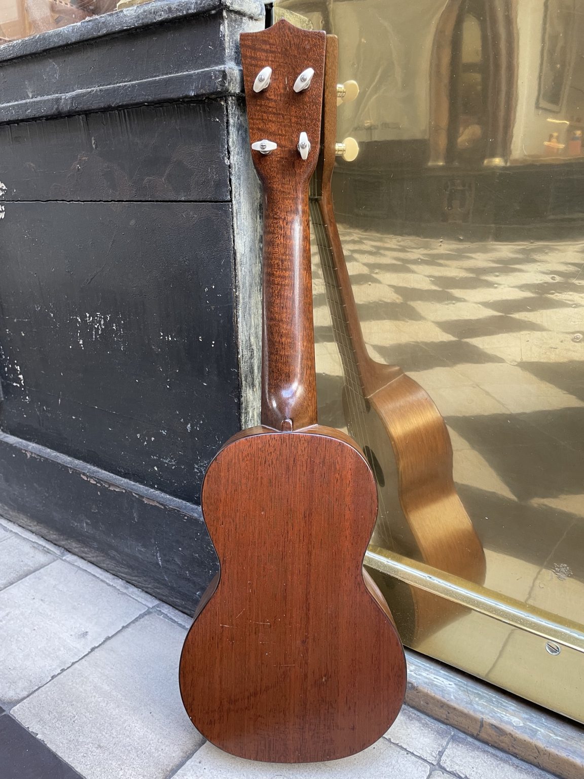 martin ukulele soprano c.1950 (copie)